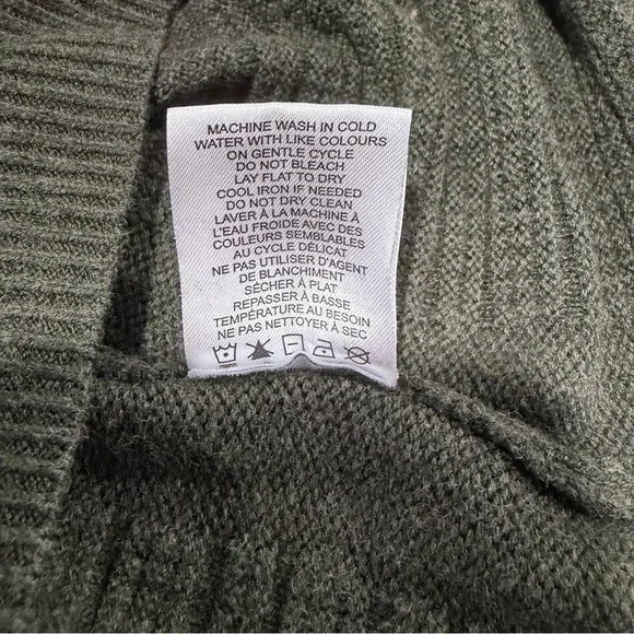 Hilary Radley Women’s Forest Green V-Neck Long Sleeve Knit Textured Sweater - Picture 9 of 11